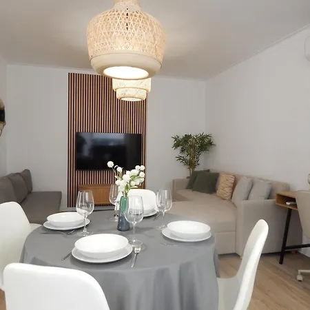 דירה Casa Bella Breezy, 1 Minute Walk To Beach, Luxury פורטימאו